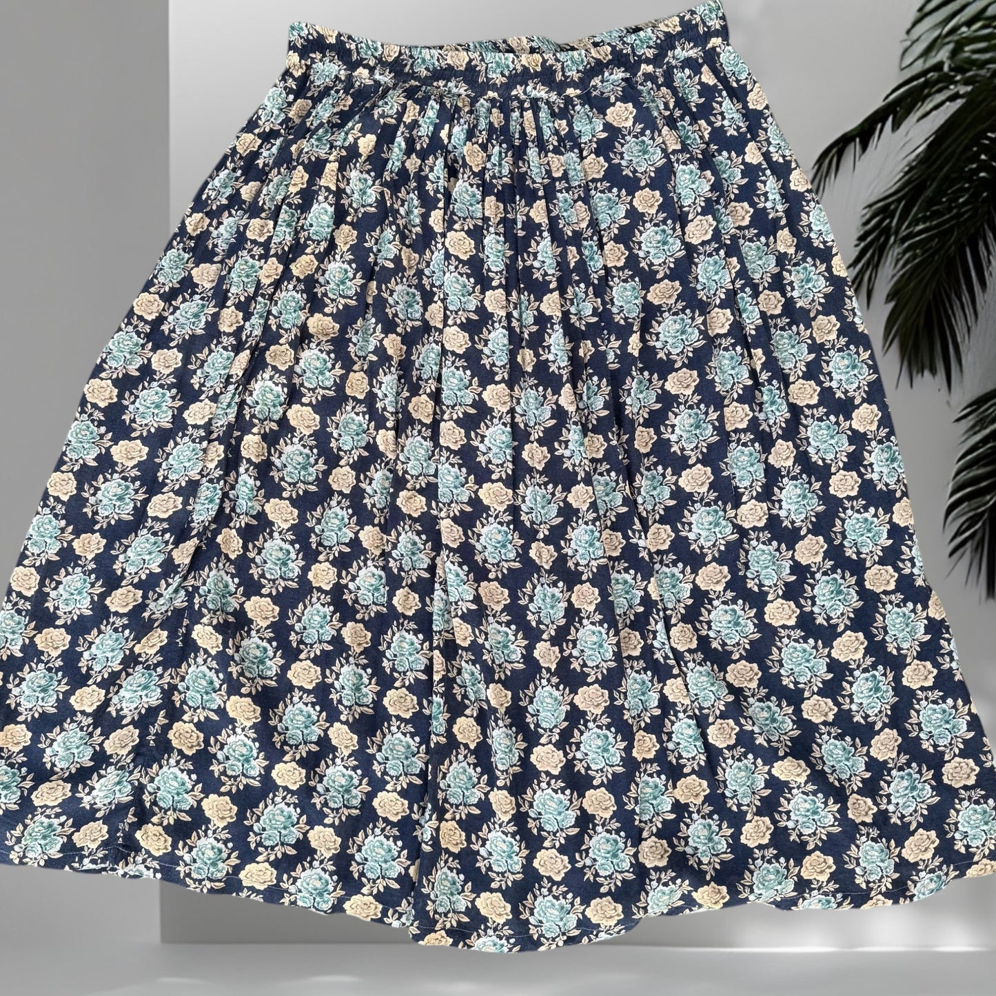 Carol Casuals Skirt Set Size 16