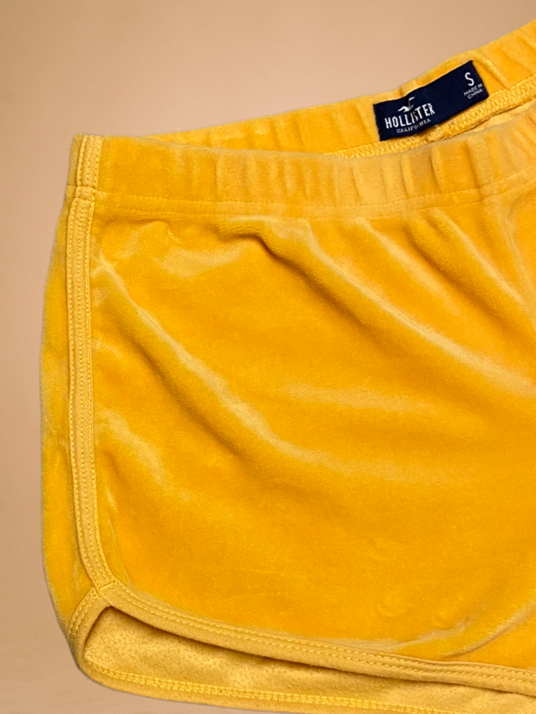 Hollister velvet clearance shorts